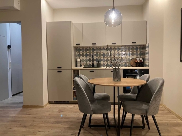 Дава се под наем Едностаен апартамент в София, Малинова долина - 59 кв.м за 650 € - Снимка #1