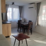 Дава се под наем Двустаен апартамент в Бургас, Център - 50 кв.м за 408 € - Снимка #1