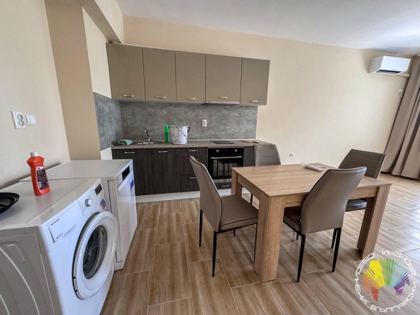 Дава се под наем Двустаен апартамент в Бургас, Изгрев - 72 кв.м за 561 € - Снимка #1