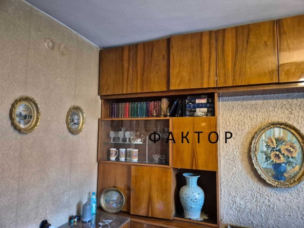 Тристаен апартамент в Пловдив, Център - 88 кв.м за 1478 €/кв.м - Снимка #1