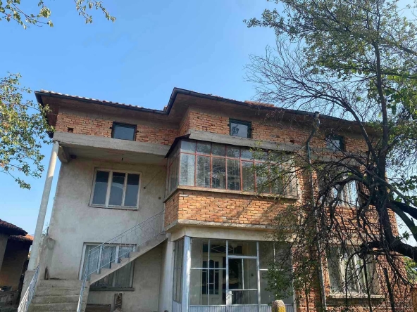 Къща в с. Войнягово, Област Пловдив - 170 кв.м за 375 €/кв.м - Снимка #1