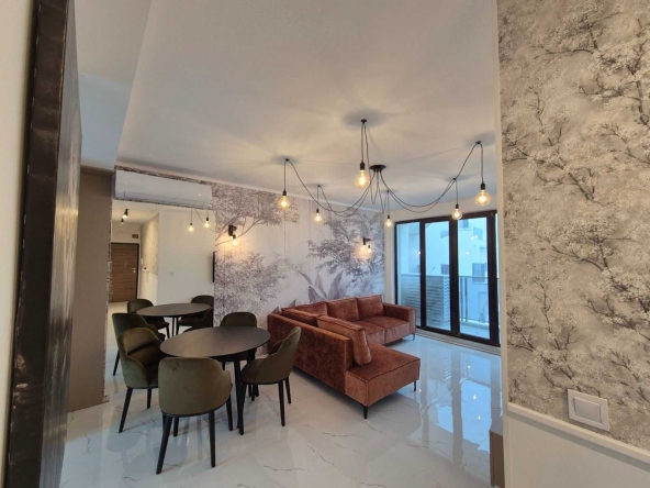 Тристаен апартамент в Варна, Възраждане 1 - 105 кв.м за 2085 €/кв.м - Снимка #1