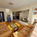 Тристаен апартамент в Варна, Център - 85 кв.м за 2106 €/кв.м - Снимка #1