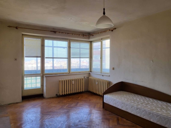 Двустаен апартамент в Русе, Широк център - 68 кв.м за 706 €/кв.м - Снимка #1