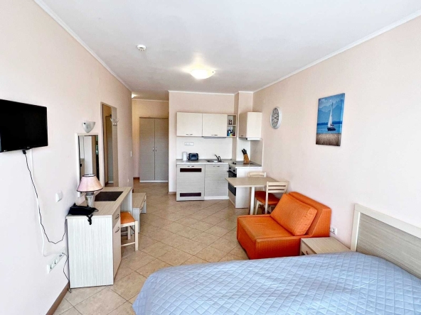 Едностаен апартамент в к.к. Слънчев бряг - 48 кв.м за 1000 €/кв.м - Снимка #1