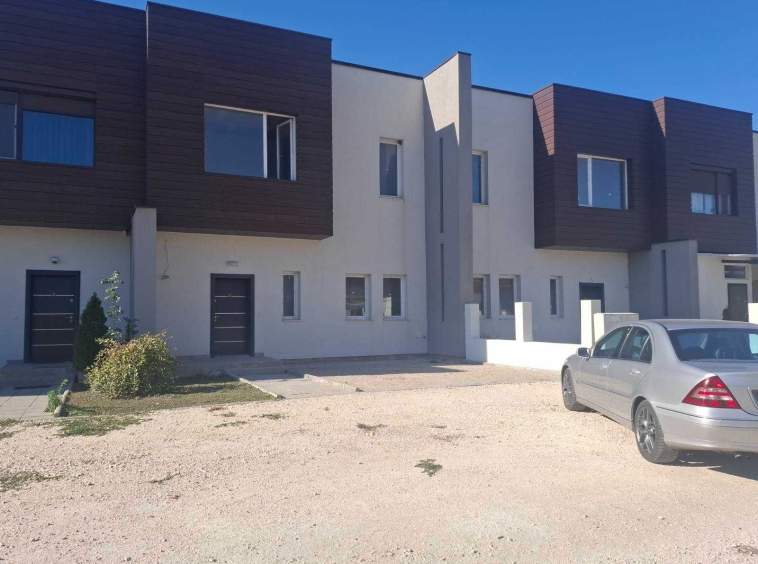 Къща в Пловдив, Западен - 193 кв.м за 1403 €/кв.м - Снимка #1