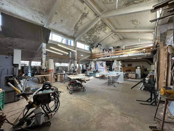 Склад в Пловдив, Индустриална зона - Юг - 900 кв.м за 534 €/кв.м - Снимка #1