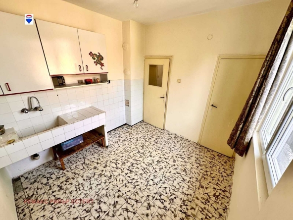 Дава се под наем Едностаен апартамент в с. Червена вода, Област Русе - 48 кв.м за 31700 € - Снимка #1