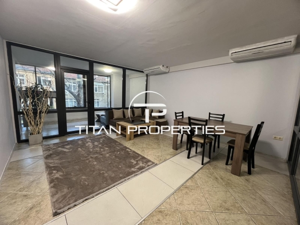 Дава се под наем Двустаен апартамент в Бургас, Център - 82 кв.м за 459 € - Снимка #1