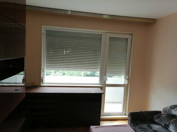 Дава се под наем Тристаен апартамент в София, Младост 1 - 90 кв.м за 600 € - Снимка #1