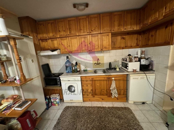 Дава се под наем Двустаен апартамент в Варна, Левски - 60 кв.м за 350 € - Снимка #1