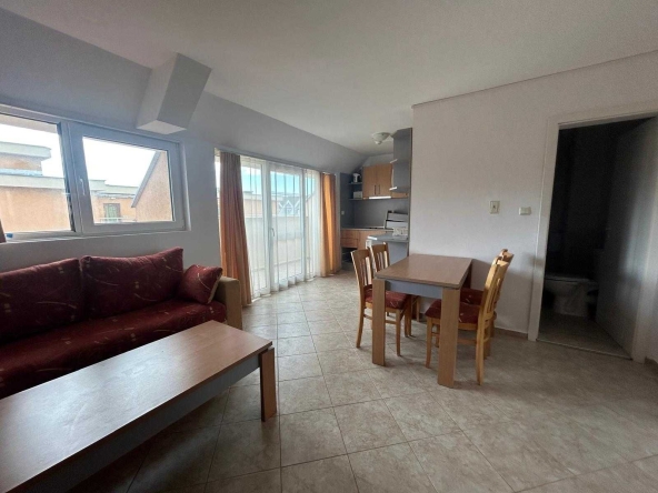 Двустаен апартамент в к.к. Слънчев бряг - 62 кв.м за 1000 €/кв.м - Снимка #1