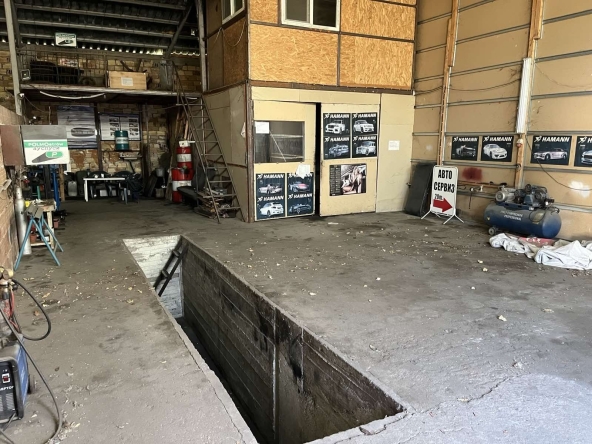 Дава се под наем Промишлена сграда в Разград, Промишлена зона - Запад - 130 кв.м за 306 € - Снимка #1