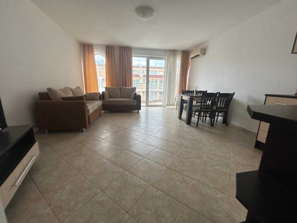 Тристаен апартамент в к.к. Слънчев бряг - 88 кв.м за 950 €/кв.м - Снимка #1