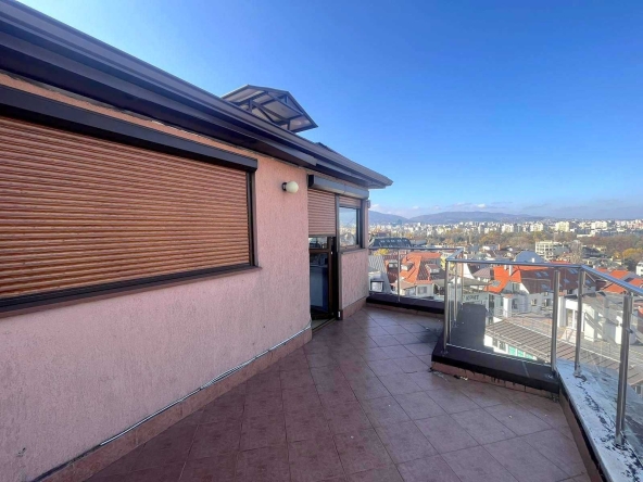 Мезонет в София, Лозенец - 270 кв.м за 2667 €/кв.м - Снимка #1