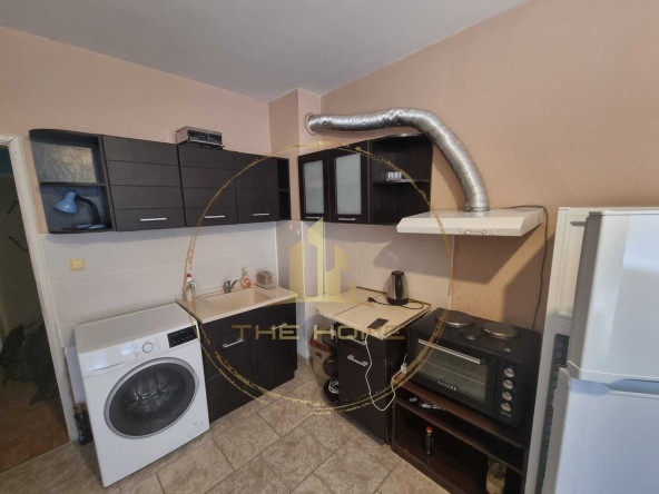 Дава се под наем Двустаен апартамент в Варна, Колхозен пазар - 45 кв.м за 290 € - Снимка #1