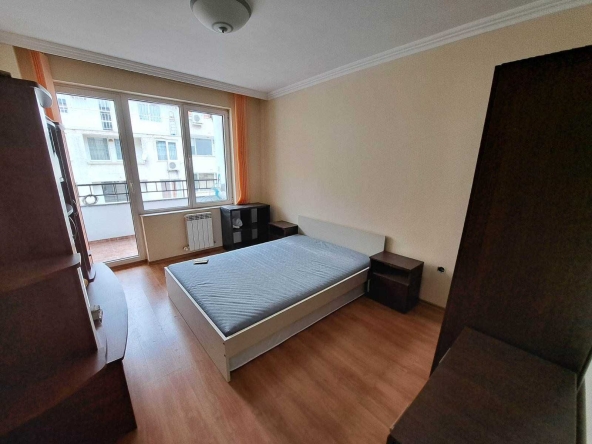 Дава се под наем Двустаен апартамент в София, Център - 65 кв.м за 500 € - Снимка #1