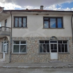 Къща в с. Дълбок извор, Област Пловдив - 140 кв.м за 765 €/кв.м - Снимка #1