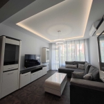 Дава се под наем Тристаен апартамент в София, Център - 1000 кв.м за 1275 € - Снимка #1