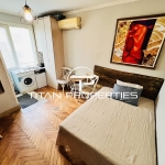 Дава се под наем Едностаен апартамент в Бургас, Център - 30 кв.м за 255 € - Снимка #1