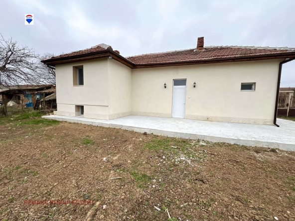 Къща в с. Тетово, Област Русе - 95 кв.м за 537 €/кв.м - Снимка #1