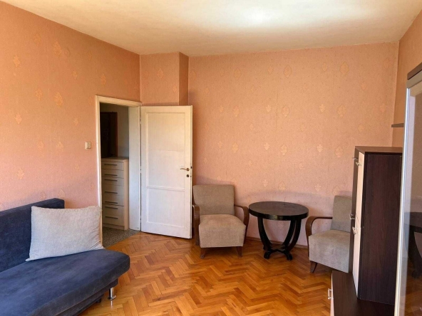 Дава се под наем Двустаен апартамент в София, Бъкстон - 60 кв.м за 408 € - Снимка #1