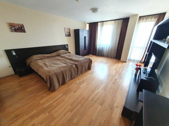 Двустаен апартамент в Банско - 81 кв.м за 754 €/кв.м - Снимка #1