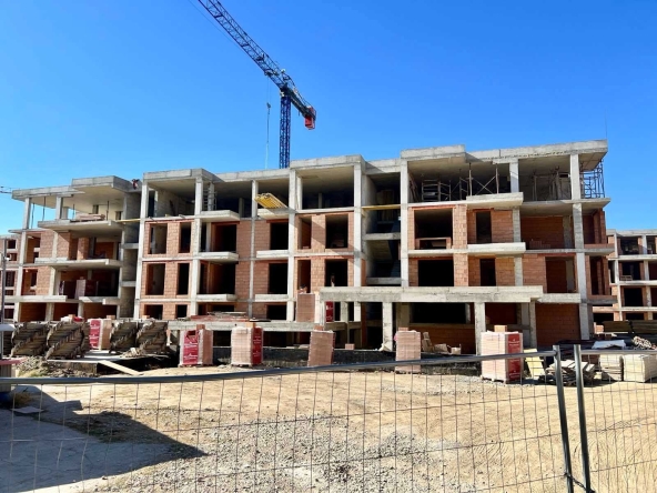 Двустаен апартамент в Пловдив, Южен - 75 кв.м за 1146 €/кв.м - Снимка #1