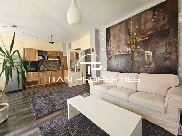 Двустаен апартамент в Варна, Бриз - 75 кв.м за 1747 €/кв.м - Снимка #1