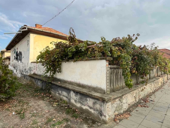 Къща в с. Старо Железаре, Област Пловдив - 140 кв.м за 365 €/кв.м - Снимка #1