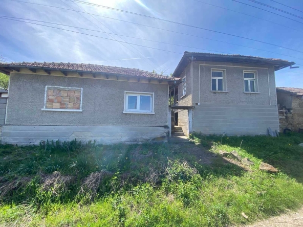 Къща в с. Джулюница, Област Велико Търново - 80 кв.м за 185 €/кв.м - Снимка #1