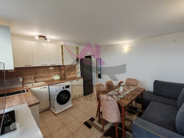 Дава се под наем Двустаен апартамент в Варна, м-т Зеленика - 50 кв.м за 300 € - Снимка #1