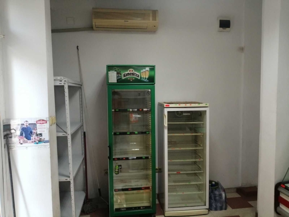 Дава се под наем Офис в Пловдив, Център - 30 кв.м за 214.2 € - Снимка #1