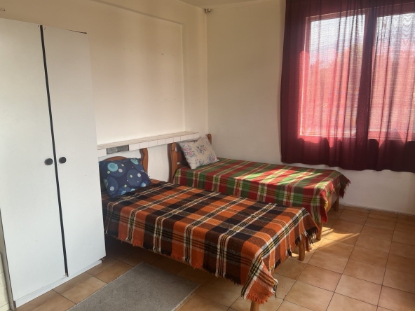 Дава се под наем  в София, Хладилника - 16 кв.м за 229.5 € - Снимка #1