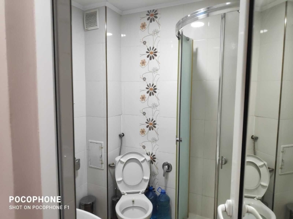 Дава се под наем Тристаен апартамент в Пловдив, Център - 97 кв.м за 204 € - Снимка #1