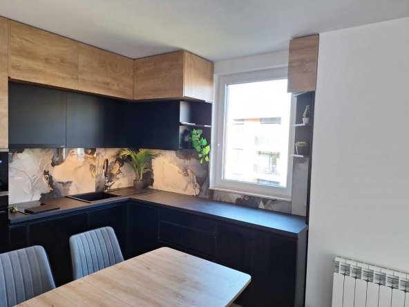 Дава се под наем Двустаен апартамент в к.к. Златни пясъци - 55 кв.м за 765 € - Снимка #1