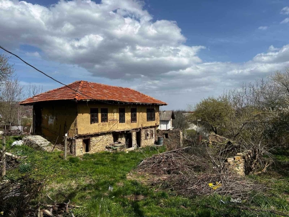 Къща в с. Велковци, Област Габрово - 57 кв.м за 358 €/кв.м - Снимка #1