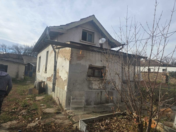 Къща в Ихтиман - 150 кв.м за 306 €/кв.м - Снимка #1