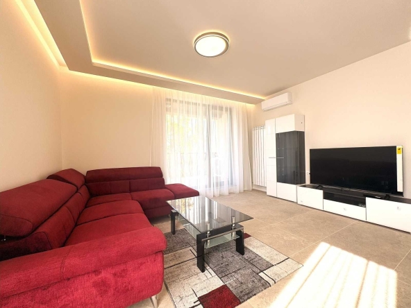 Дава се под наем Тристаен апартамент в София, Иван Вазов - 90 кв.м за 350 € - Снимка #1