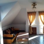 Дава се под наем Тристаен апартамент в Пловдив, Център - 75 кв.м за 346.8 € - Снимка #1