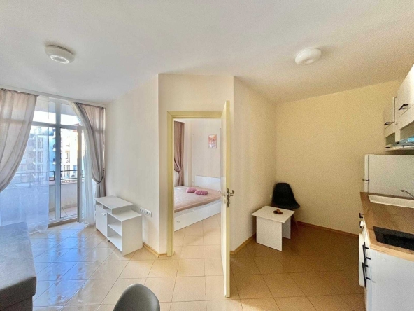 Двустаен апартамент в к.к. Слънчев бряг - 52 кв.м за 1133 €/кв.м - Снимка #1