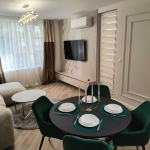 Дава се под наем Тристаен апартамент в София, 7-ми 11-ти километър - 93 кв.м за 1230 € - Снимка #1