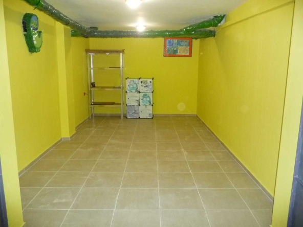 Дава се под наем Гараж / Паркомясто в Варна, Бриз - 20 кв.м за 65000 € - Снимка #1