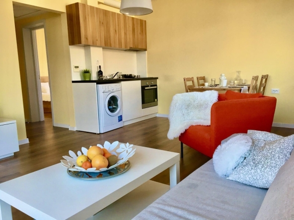 Дава се под наем Двустаен апартамент в Пловдив, Христо Смирненски - 60 кв.м за 400 € - Снимка #1