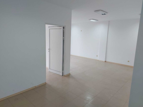 Офис в Търговище, Център - 97 кв.м за 1104 €/кв.м - Снимка #1