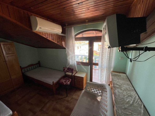 Етаж от къща в Поморие - 100 кв.м за 850 €/кв.м - Снимка #1