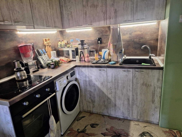 Етаж от къща в Пловдив, Младежки Хълм - 110 кв.м за 2500 €/кв.м - Снимка #1