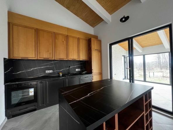 Къща в Габрово, Център - 160 кв.м за 1212 €/кв.м - Снимка #1