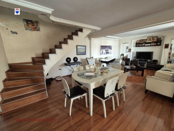 Къща в Кубрат - 222 кв.м за 577 €/кв.м - Снимка #1