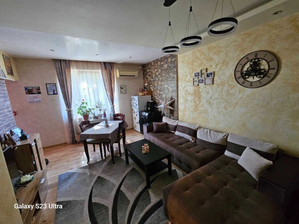 Двустаен апартамент в Перник, Твърди ливади - 64 кв.м за 1204 €/кв.м - Снимка #1